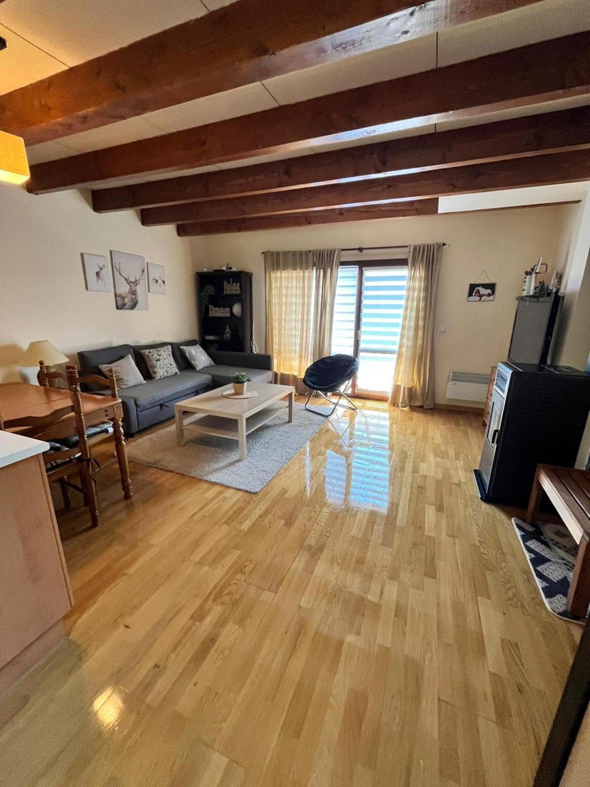 Duplex Familiar Izarraitz Apartman Villanúa Kültér fotó